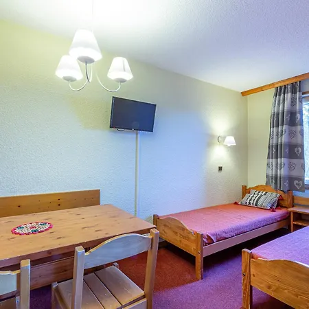 Apartment Divisible Pour 4 Pers A Proche Pistes, Commerces Et Remontees - Fr-1-356-364 *